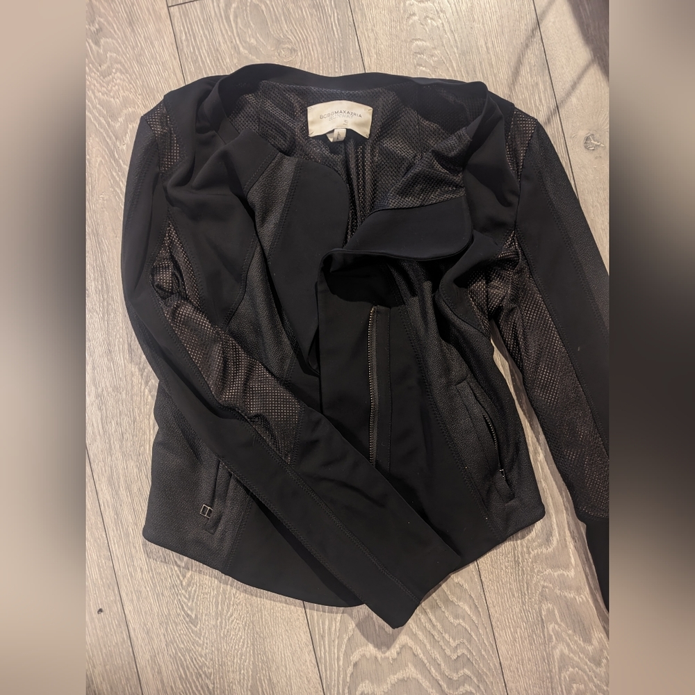BCBGMaxAzria Runway cropped blazer